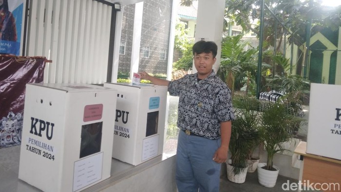 Sosialisasi pemilih pemula di SMA 3 Kota Cirebon