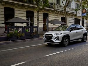 Deretan Fitur ADAS di Suzuki Fronx, Mau Dibawa ke Indonesia?