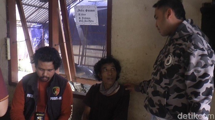 Tampang pelaku jambret ibu-ibu saat diamankan polisi