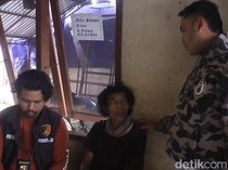Antoni Babak Belur Diamuk Massa karena Jambret Emak-emak