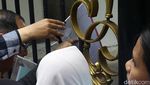 Warga Berdesakan untuk Lapor Mas Wapres