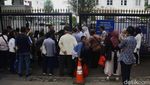 Warga Berdesakan untuk Lapor Mas Wapres