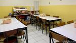 Ada Tahu Tauco dan Ayam Goreng Kampung Enak di RM Padang Tertua di Jakarta