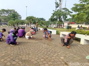 Kala PKL Kompak Bikin Kinclong Alun-alun Ciamis