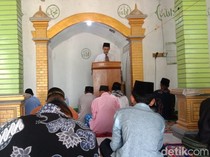 Bawaslu Pacitan Sosialisasikan Pengawasan Pilkada via Khotbah Jumat