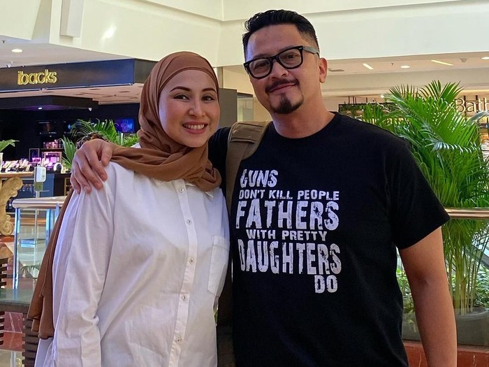 Ferry Maryadi dan Deswita Maharani