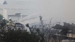 Gudang Wallpaper di Muara Baru Jakarta Utara Terbakar