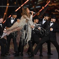 Penampilan Jennifer Lopez di Riyadh ini menjadi aksi comeback penyanyi tersebut setelah dia membatalkan tus musim panasnya pada Juni 2024. J-Lo membatalkan turnya demi menghabiskan waktu dengan anak kembarnya Max dan Emme, di tengah keretakan pernikahannya dengan Ben Affleck. Foto: REUTERS/Hamad I Mohammed
