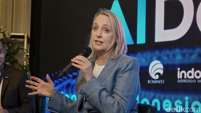 Julie Sweet, CEO Accenture
