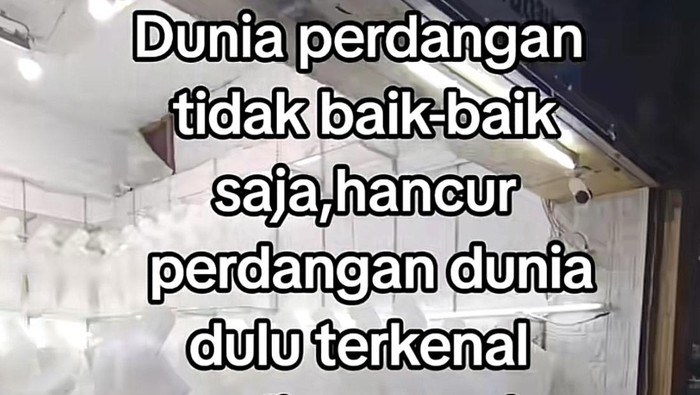 Keluhan pedagang di medsos tentang kondisi pasar di Surabaya yang sepi.