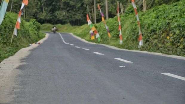 Kondisi jalan di Sergai yang mulus dengan aspal hotmix (Dok. Pemkab Sergai)
