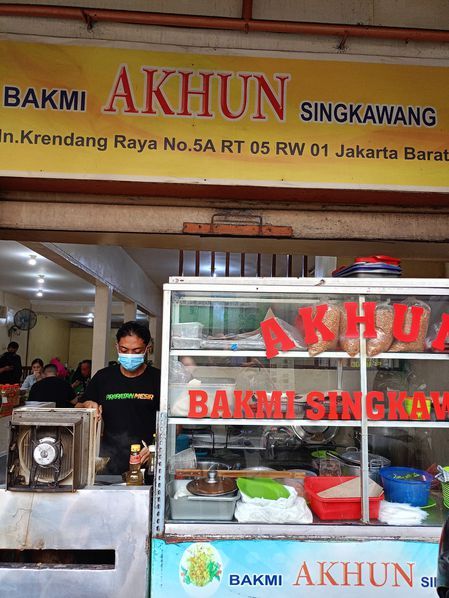 Kuliner Kalimantan di Jalan Krendang