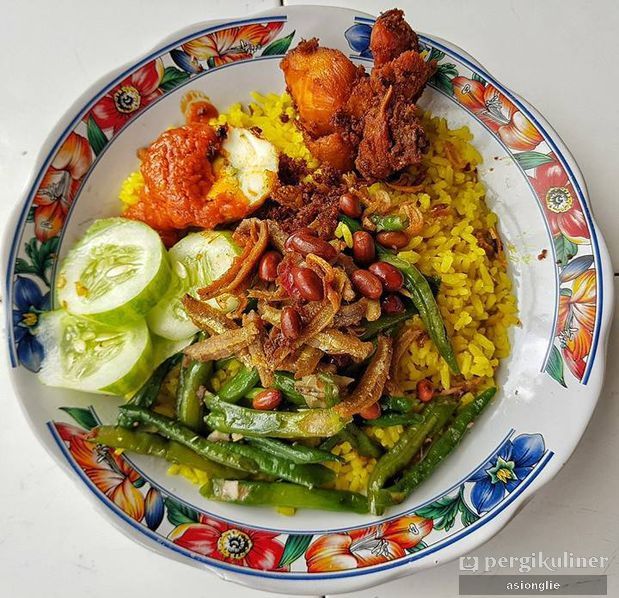 Kuliner Kalimantan di Jalan Krendang