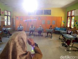 Mantap! Kini Siswa SD di Anambas Bisa Belajar dengan Internet
