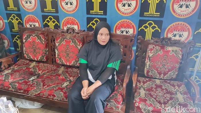 Novi yang dipenjara gegara siram penguntit dengan air keras.