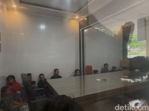 23 Warga Blora Ditahan Usai Geruduk Pabrik Tambang di Gunem Rembang