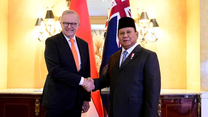 Presiden Prabowo Subianto dan Perdana Menteri Australia, Anthony Albanese, di Lima, Peru