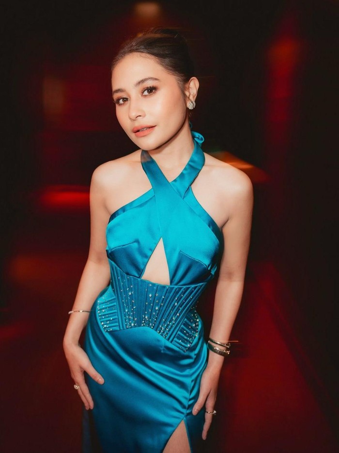 prilly latuconsina prilly latuconsina