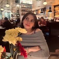 Richelle diketahui juga berasal dari dunia entertain. Baru-baru ini dirinya dan Aliando memang diketahui terlibat di serial web yang sama, berjudul Cinta Mati. Foto: Instagram/@chelle.gs