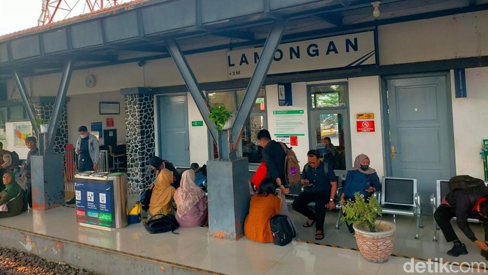 stasiun lamongan