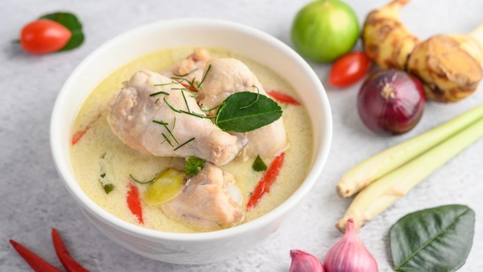Sup Ayam Tom Kha Kai