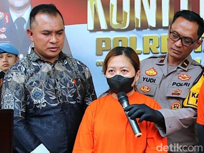 Tampang majikan yang siksa ART di Malang