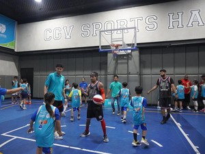 Tim Basket Harlem Globetrotters Beri Coaching Clinic di Jakarta