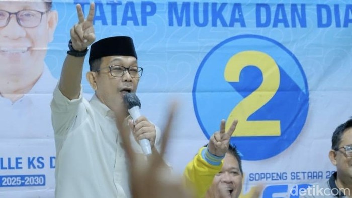 Calon Bupati Soppeng nomor urut 2 Suwardi Haseng saat melaksanakan kampanye tatap muka.