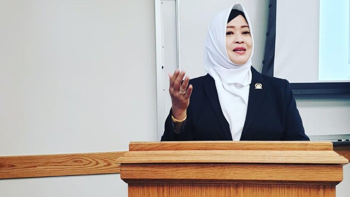 Fahira Idris