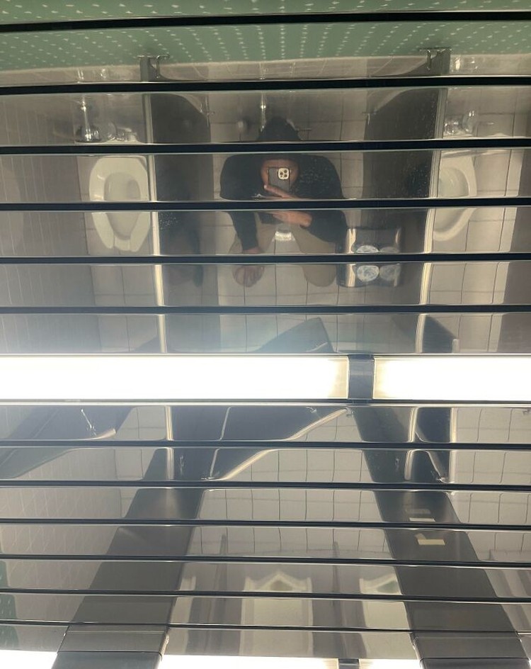 Foto Toilet yang Bikin Melotot Foto Toilet yang Bikin Melotot