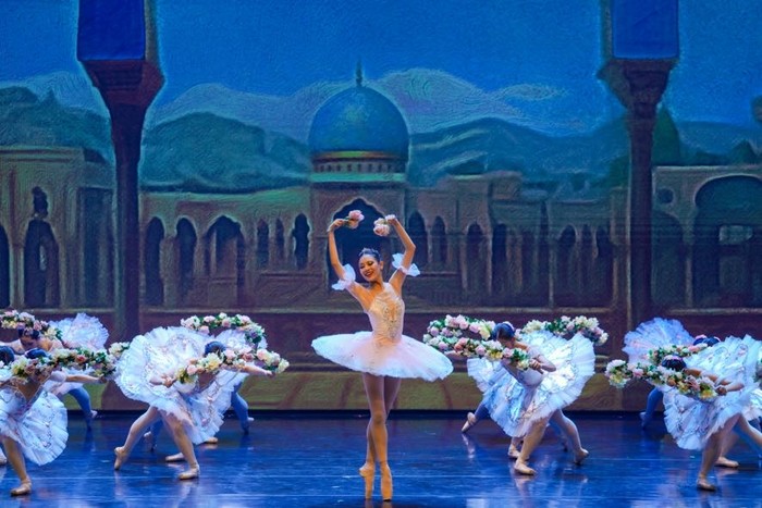 Full Length Ballet - Le Corsaire Full Length Ballet - Le Corsaire digelar di Graha Bhakti Budaya, Taman Ismail Marzuki, Jakarta Pusat selama dua hari pada 16-17 November 2024.