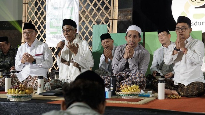 Haul ke-15 Gus Dur di Laboratorium Agama Masjid Universitas Islam Negeri (UIN) Sunan Kalijaga, Yogyakarta, Jumat (15/11/2024).