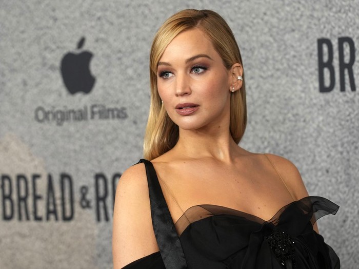 Malala Yousafzai, left, executive producer of 