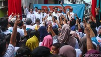 Di lokasi itu RK juga mendapat curhatan terkait masalah pertanahan atau agraria yang melibatkan warga, RK menyebut kedepan akan mencoba melobi Pemerintah Pusat.
