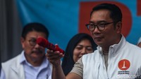 Dalam kampanyenya RK mengungkapkan sederet program andalannya seperti anggaran renovasi rumah hingga dana 1 Milyar per RW.