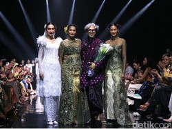 Harum Perjalanan 12 Tahun Svarna Karya Didiet Maulana di Puspa Senandika