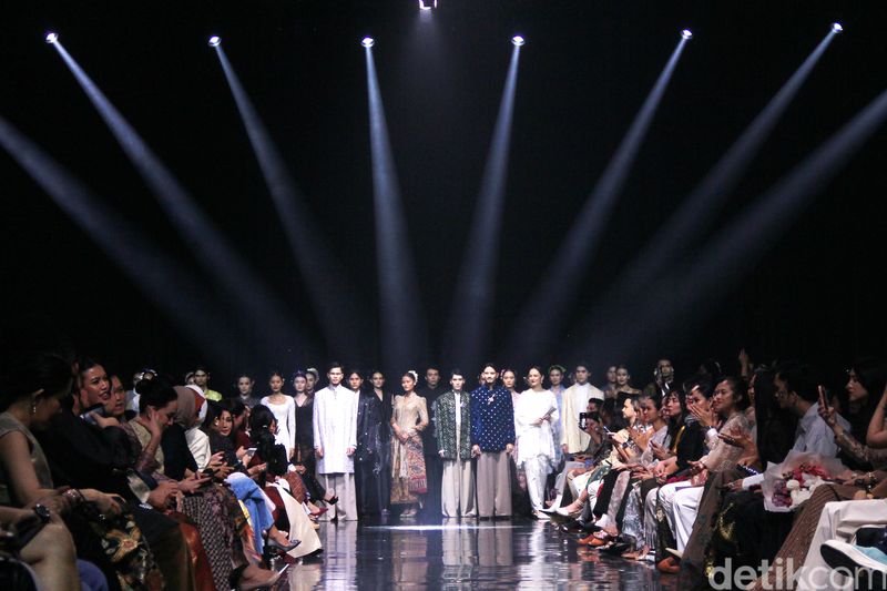 Koleksi Svarna by Ikat Indonesia, Svarna Annual Show 2024