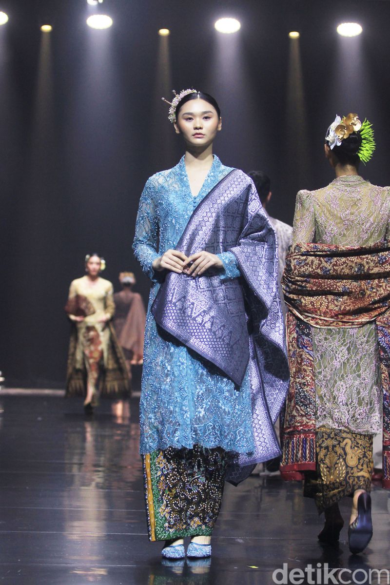 Koleksi Svarna by Ikat Indonesia, Svarna Annual Show 2024