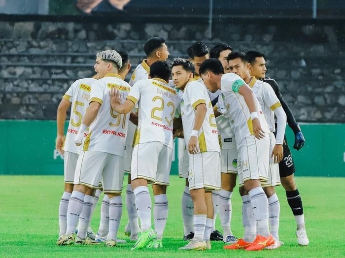 Laga Adhyaksa FC vs PSIM Jogja di Stadion Sriwedari, Solo, Sabtu (16/11/2024).