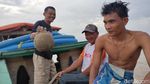 Aksi Bertaruh Nyawa Demi Emas dan Barang Berharga