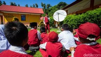 Tim detikcom akan memberikan gambaran mengenai kondisi kehidupan masyarakat yang tinggal di wilayah perbatasan, serta mengeksplorasi potensi luar biasa yang ada di sana, yang mungkin belum banyak diketahui oleh banyak orang.  