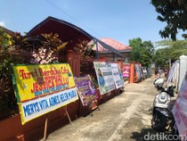 Rumah Duka Chika di Palopo Dipenuhi Karangan Bunga Ucapan Belasungkawa