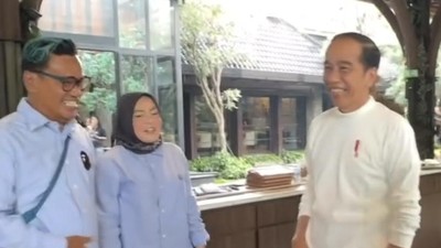 Uya Kuya Blusukan ke Pasar hingga Makan Bareng Jokowi