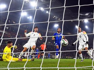 Jerman Vs Bosnia: Die Mannschaft Pesta Gol 7-0