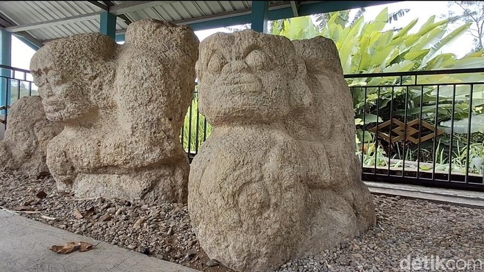 Batu Beghibu di Pagar Alam.