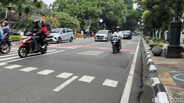 Bekas galian kabel di Bandung