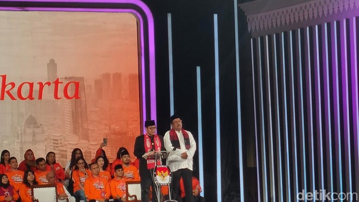 Cagub dan cawagub Jakarta nomor urut 3 Pramono Anung-Rano Karno (Dwi/detikcom).