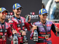Video Martin Rebut Titel Juara MotoGP, Bagnaia: Dia Pantas Mendapatkannya