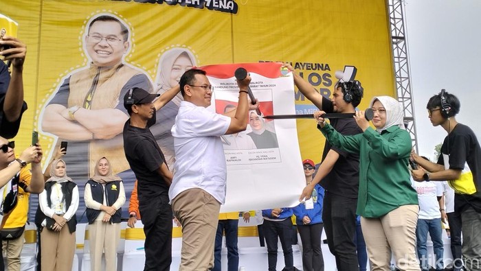 Kampanye akbar Arfi-Yena di Lapangan Tegallega Bandung