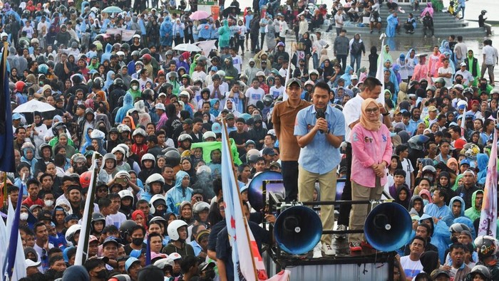 Kampanye akbar Seto-Rezki di Makassar.